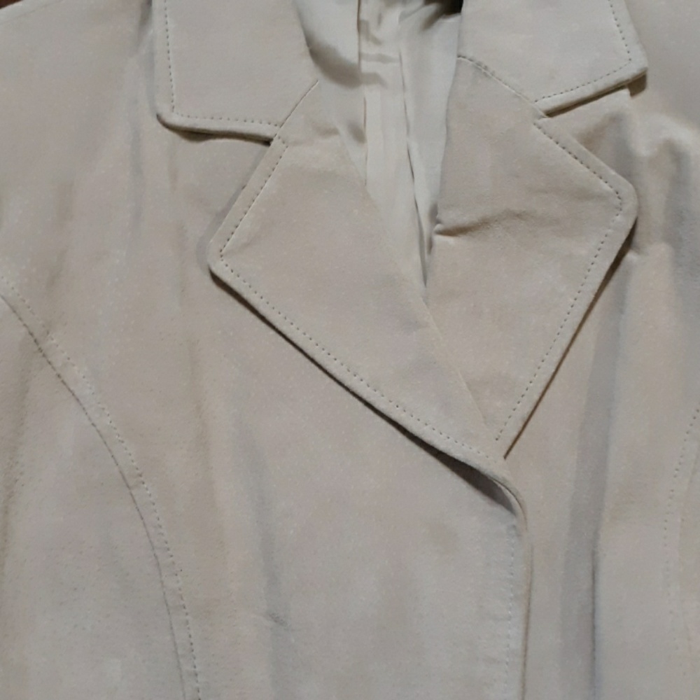 Relativity Suede Jacket Size Medium - image 3